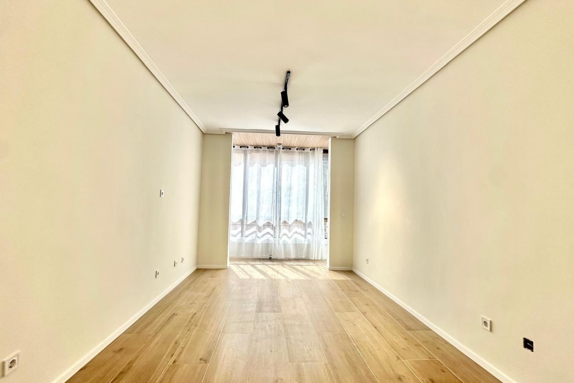 Revente - Apartment -
Torrevieja - Centro