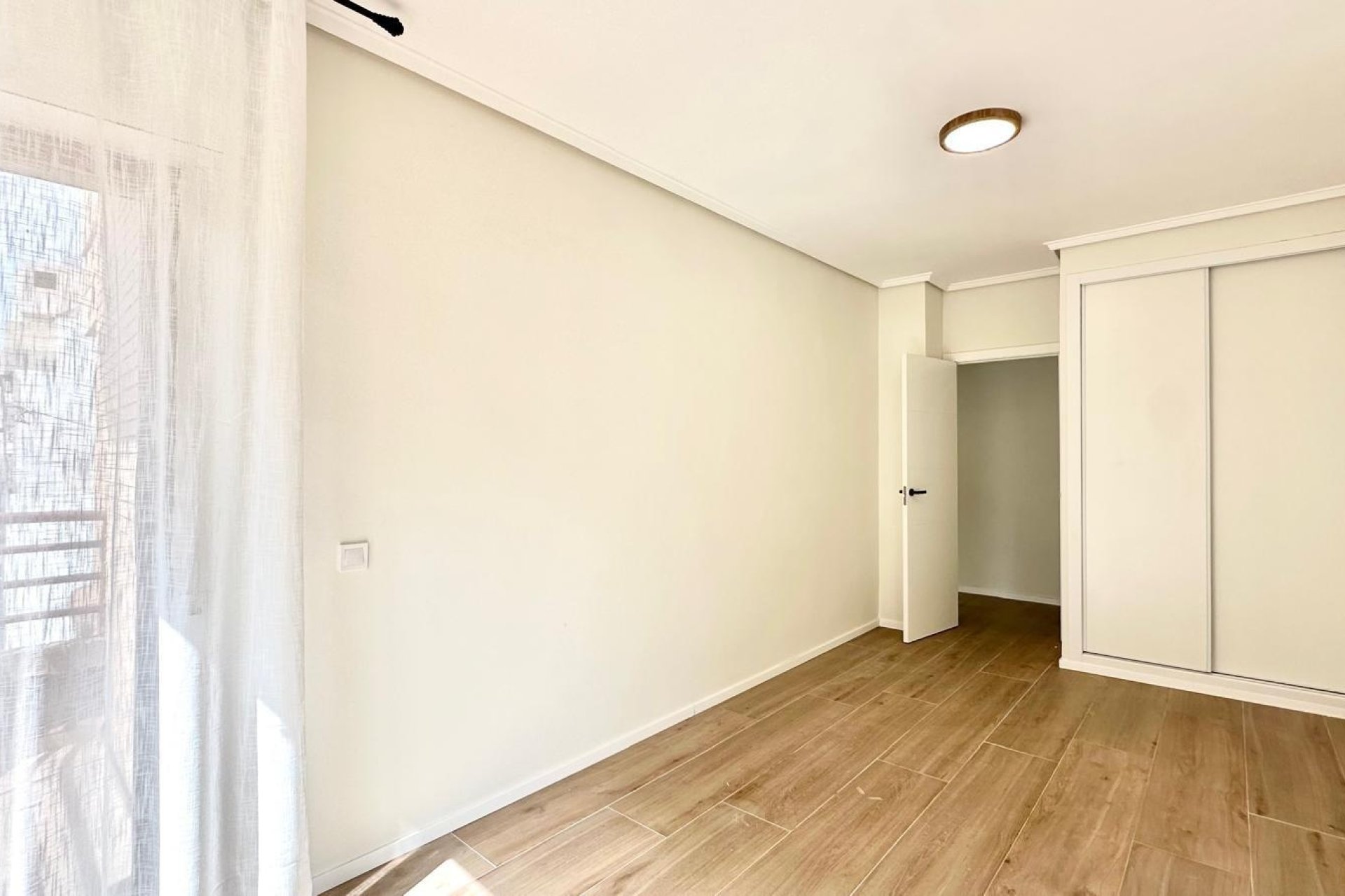 Revente - Apartment -
Torrevieja - Centro