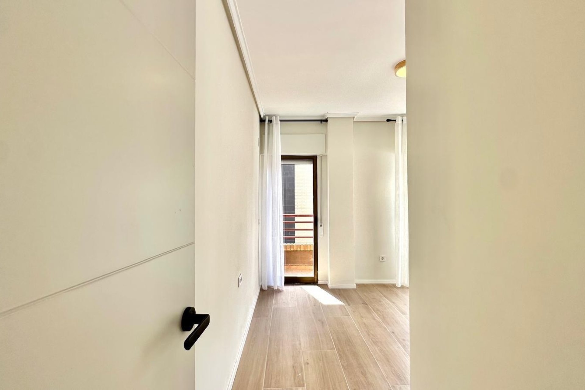 Revente - Apartment -
Torrevieja - Centro