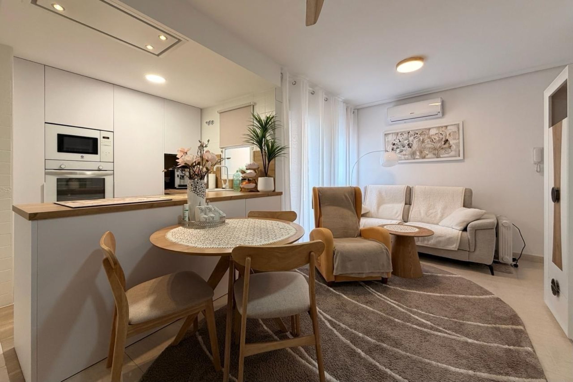 Revente - Apartment -
Torrevieja - Centro