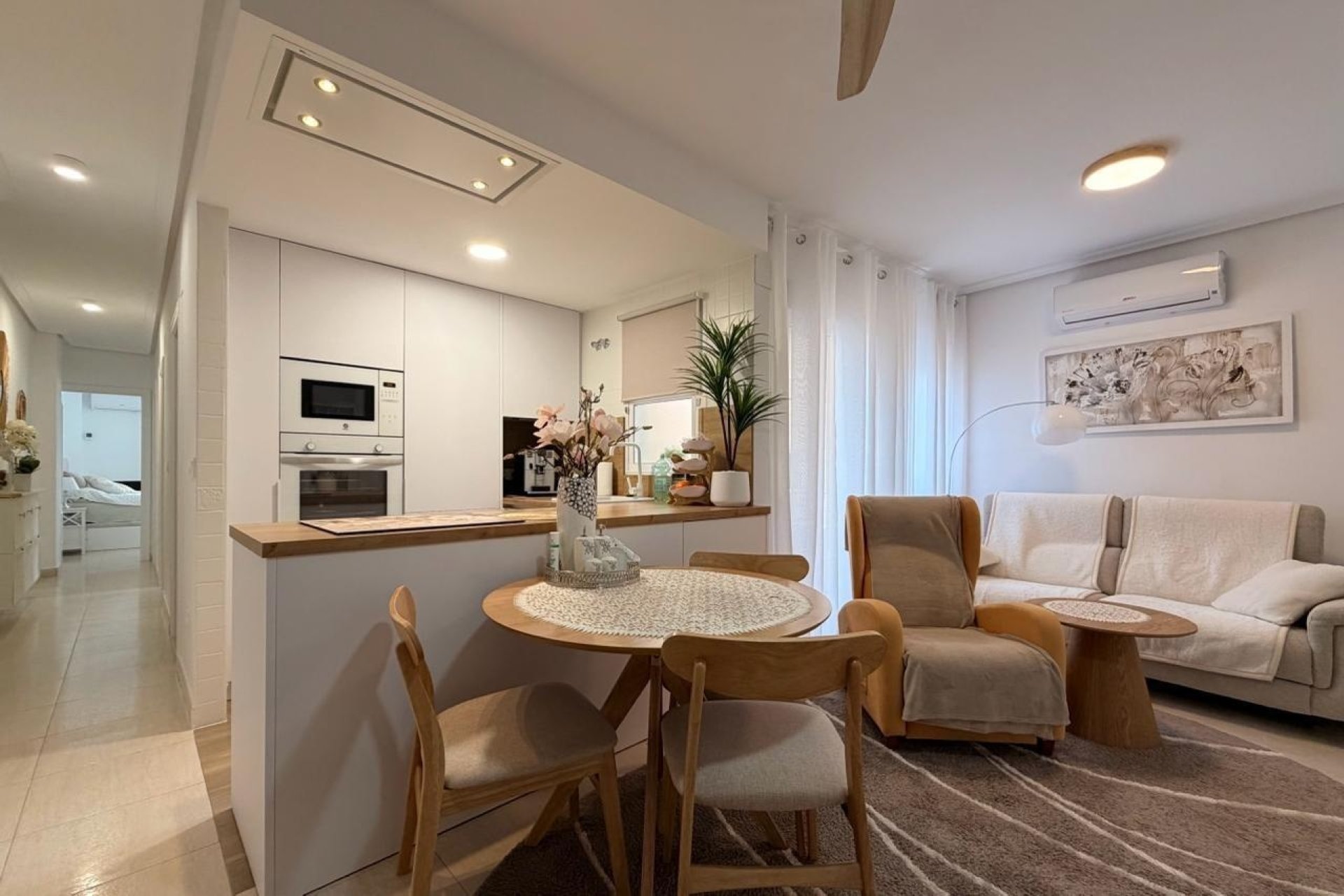 Revente - Apartment -
Torrevieja - Centro
