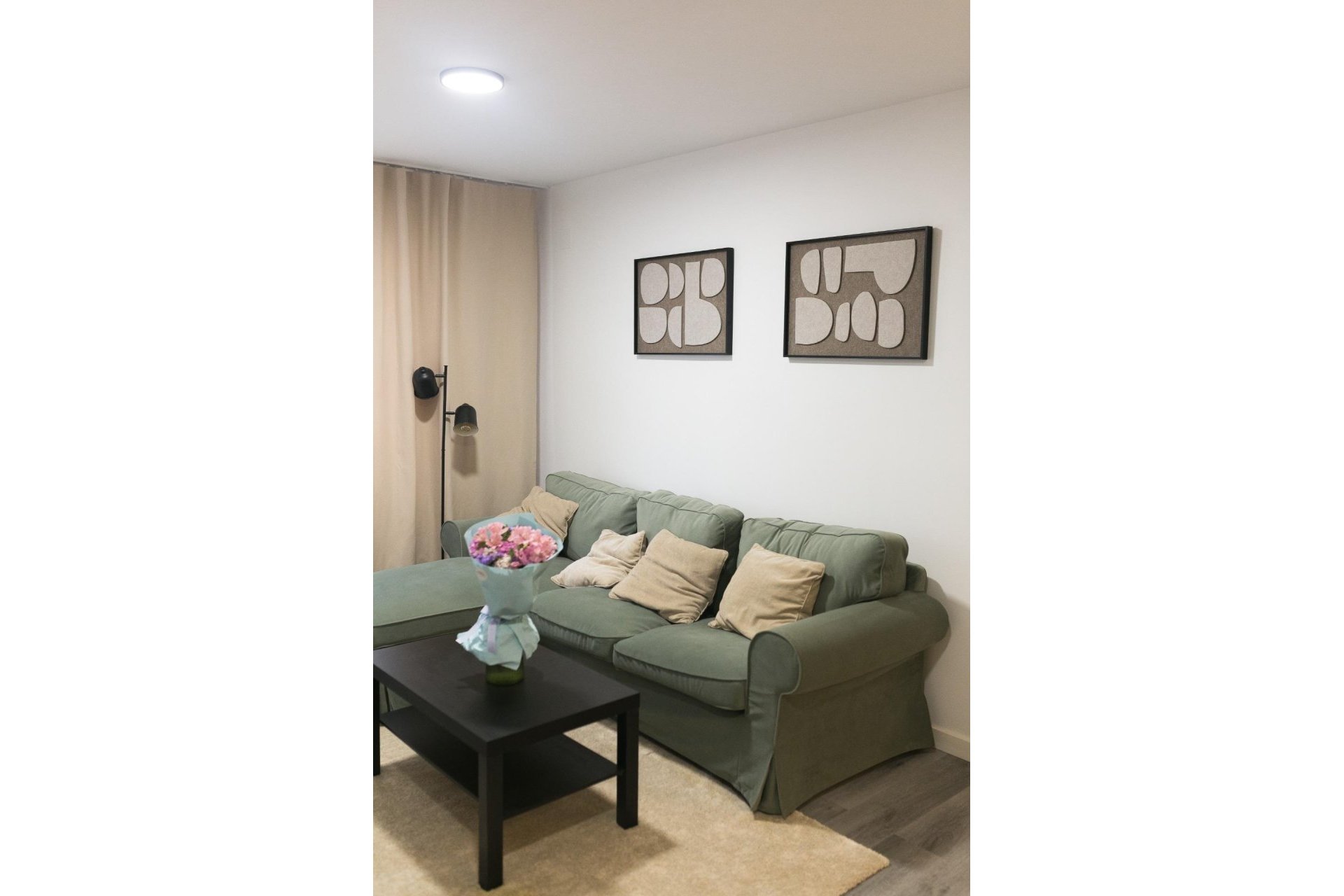 Revente - Apartment -
Torrevieja - Centro
