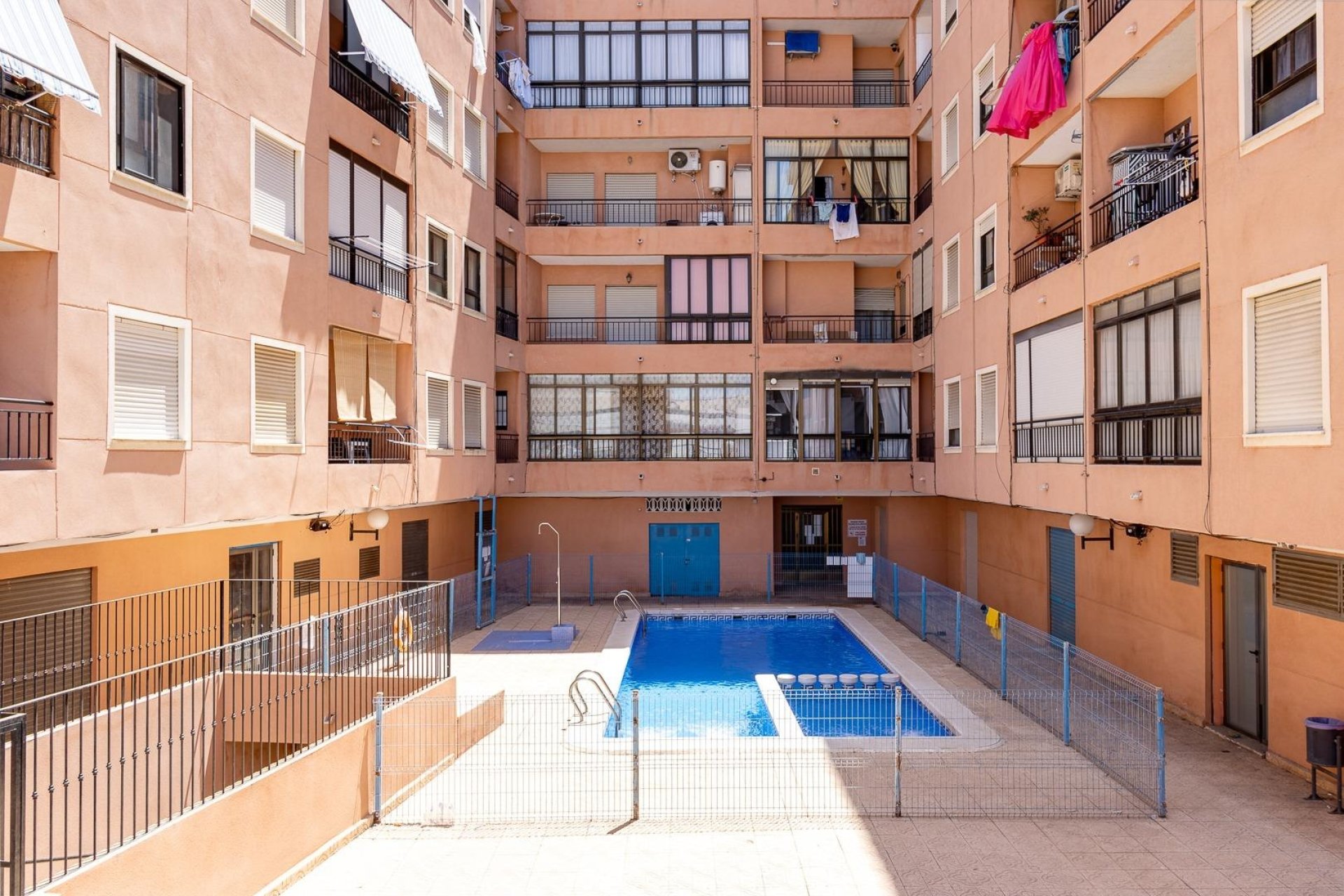Revente - Apartment -
Torrevieja - Centro