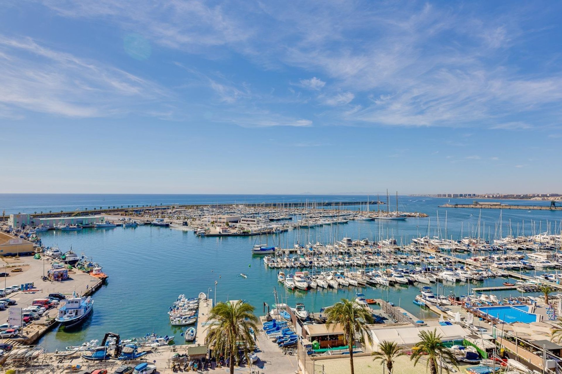 Revente - Apartment -
Torrevieja - Centro