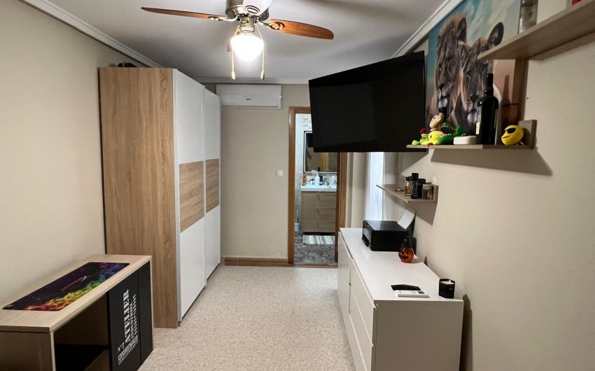 Revente - Apartment -
Torrevieja - Centro