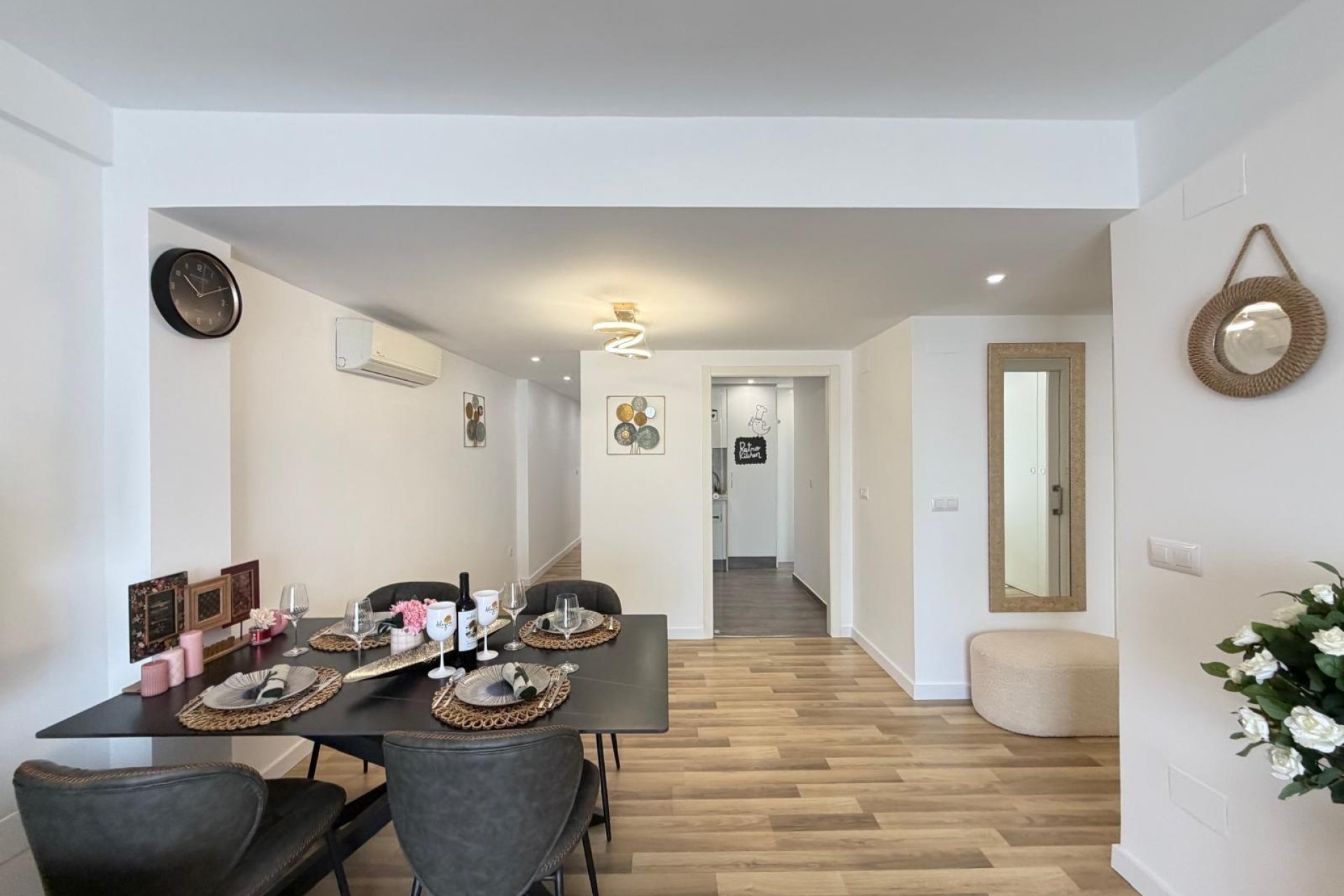 Revente - Apartment -
Torrevieja - Centro