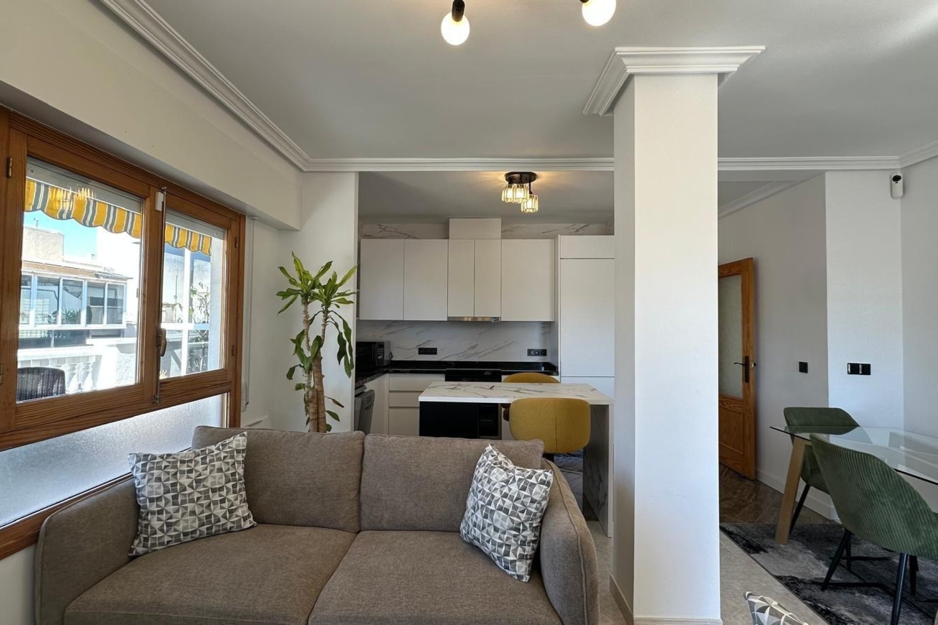Revente - Apartment -
Torrevieja - Centro