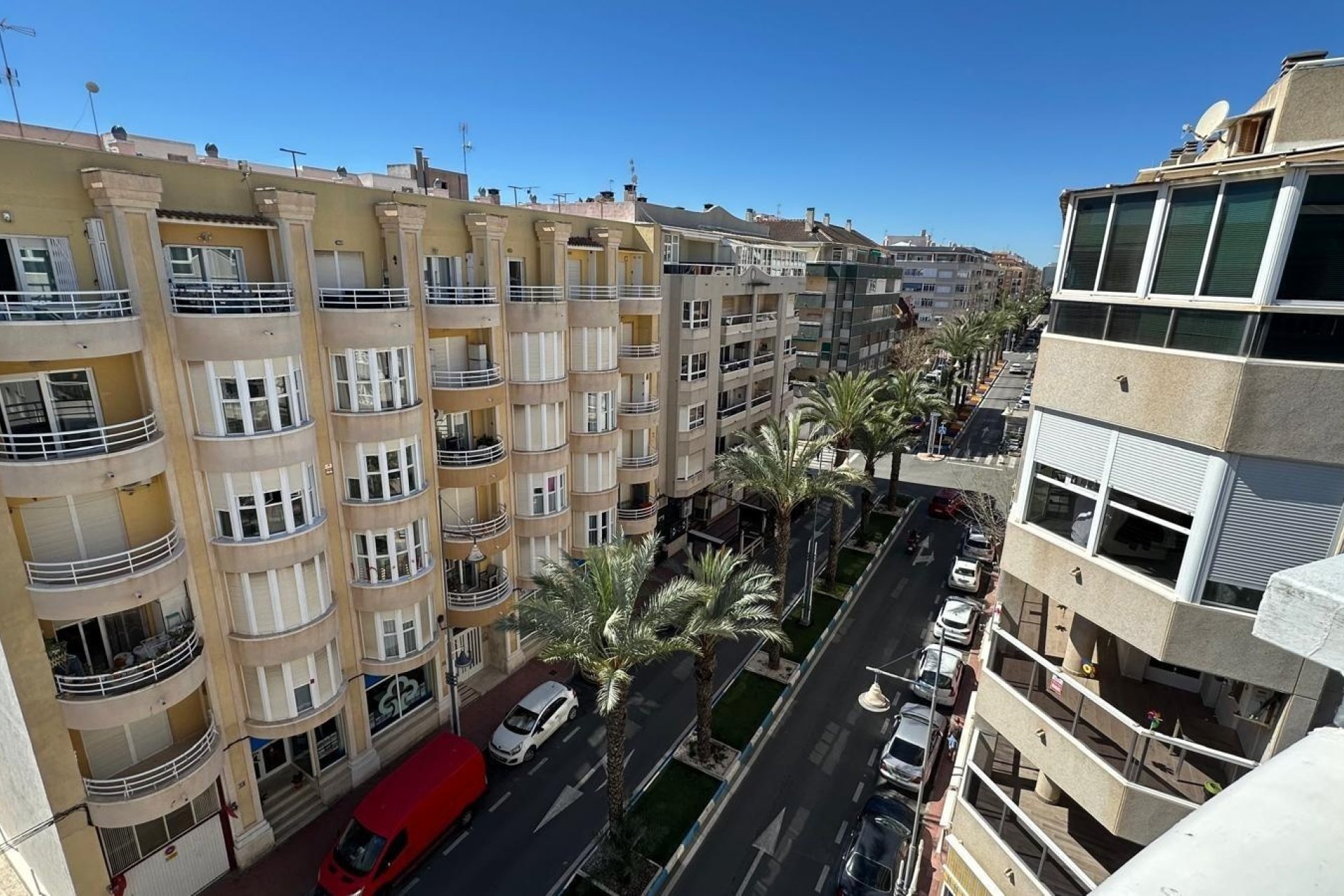 Revente - Apartment -
Torrevieja - Centro