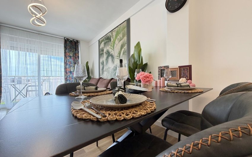 Revente - Apartment -
Torrevieja - Centro