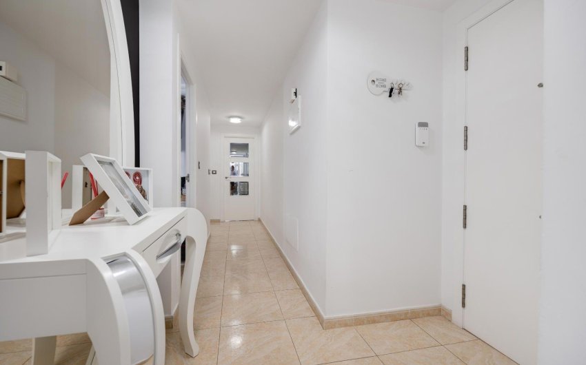Revente - Apartment -
Torrevieja - Centro