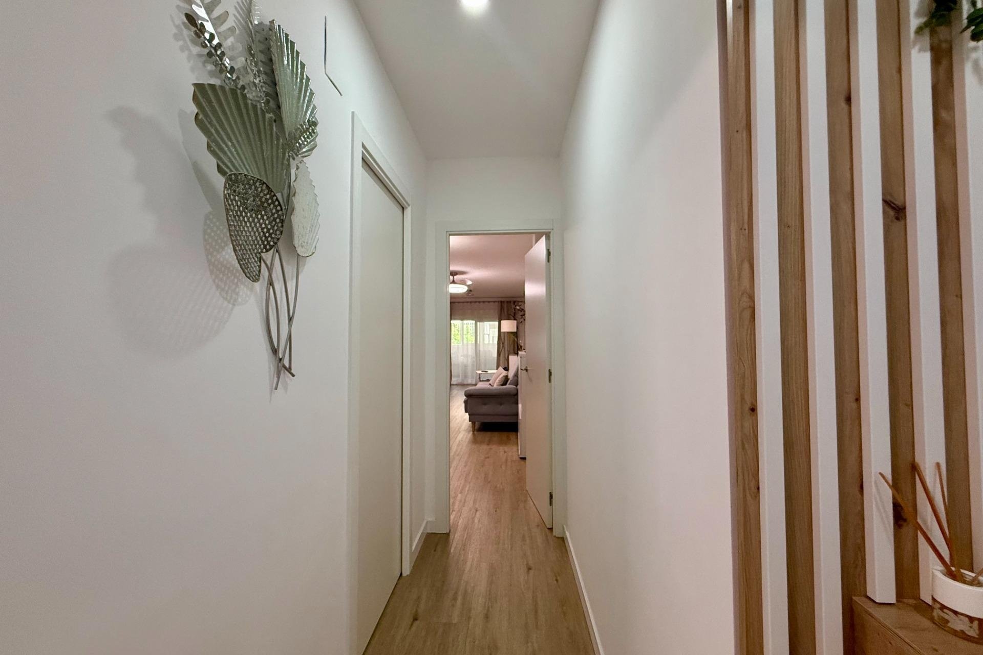 Revente - Apartment -
Torrevieja - Centro