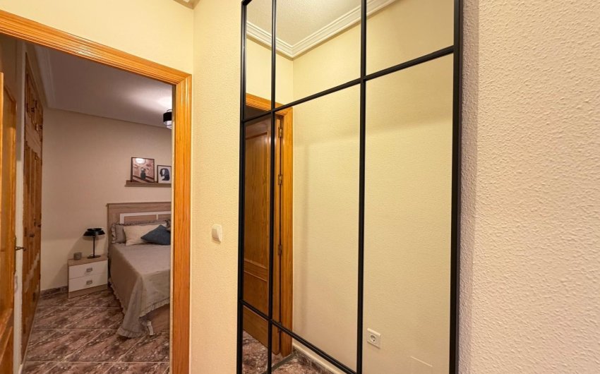 Revente - Apartment -
Torrevieja - Centro