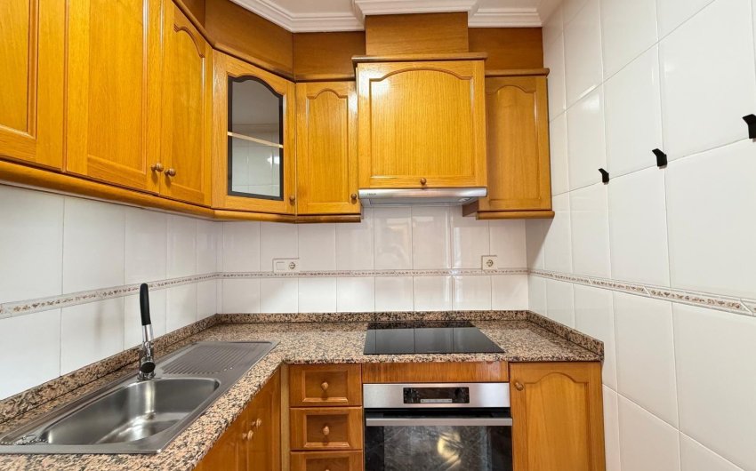 Revente - Apartment -
Torrevieja - Centro