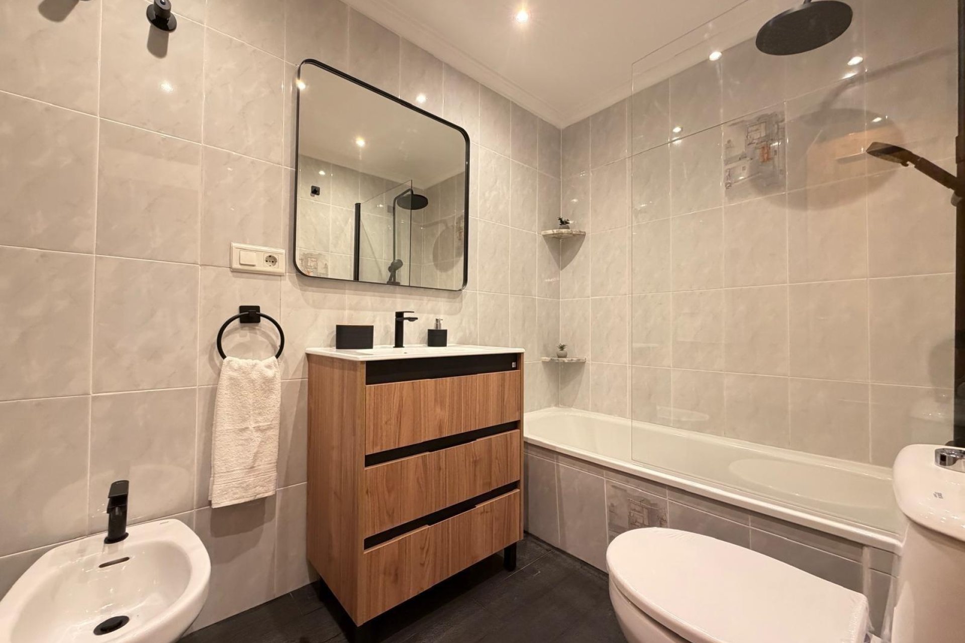 Revente - Apartment -
Torrevieja - Centro