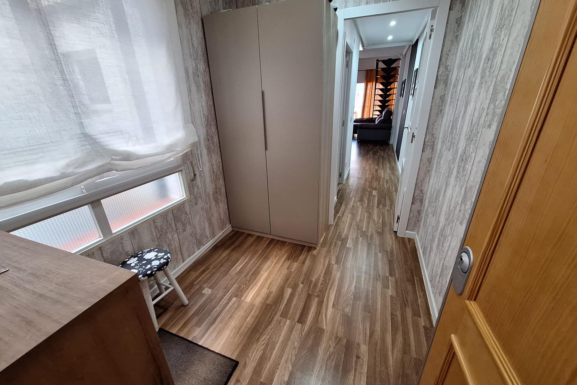 Revente - Apartment -
Torrevieja - Centro
