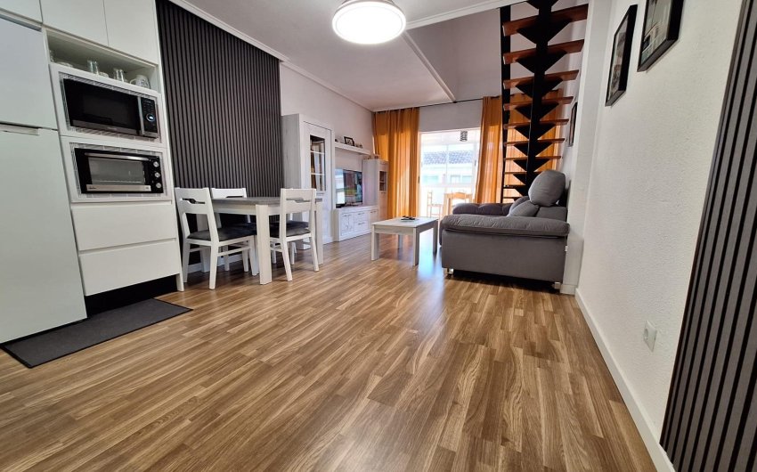 Revente - Apartment -
Torrevieja - Centro