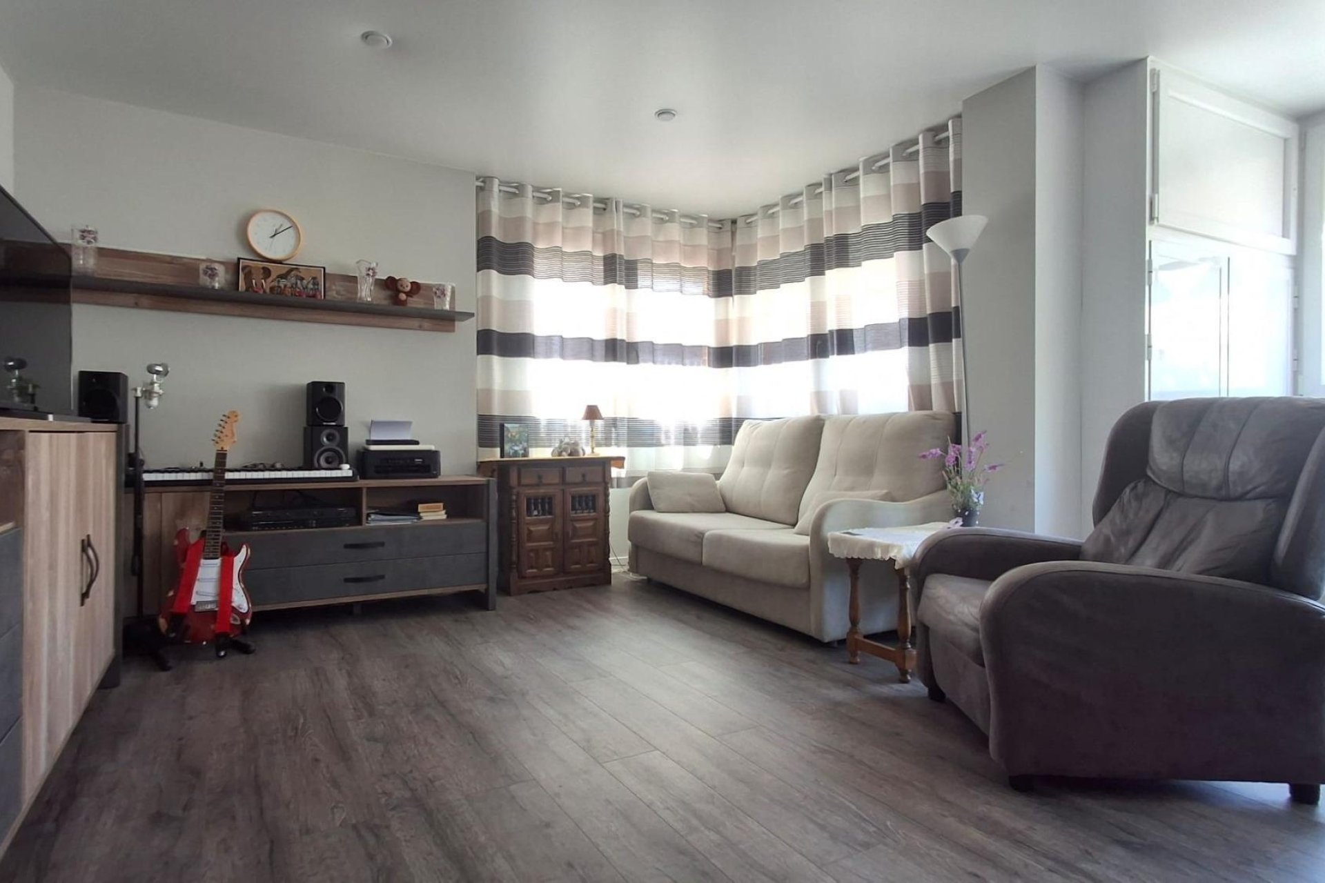 Revente - Apartment -
Torrevieja - Centro