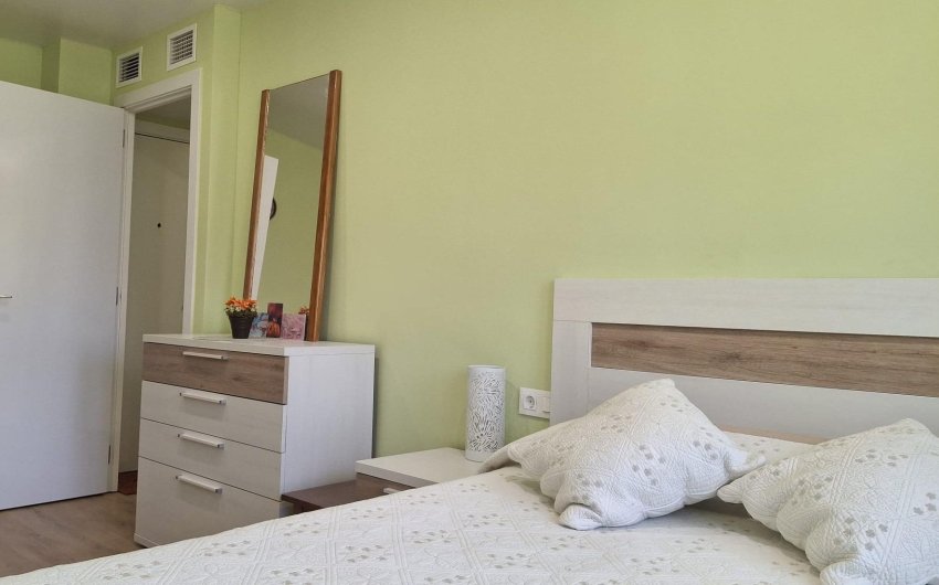 Revente - Apartment -
Torrevieja - Centro