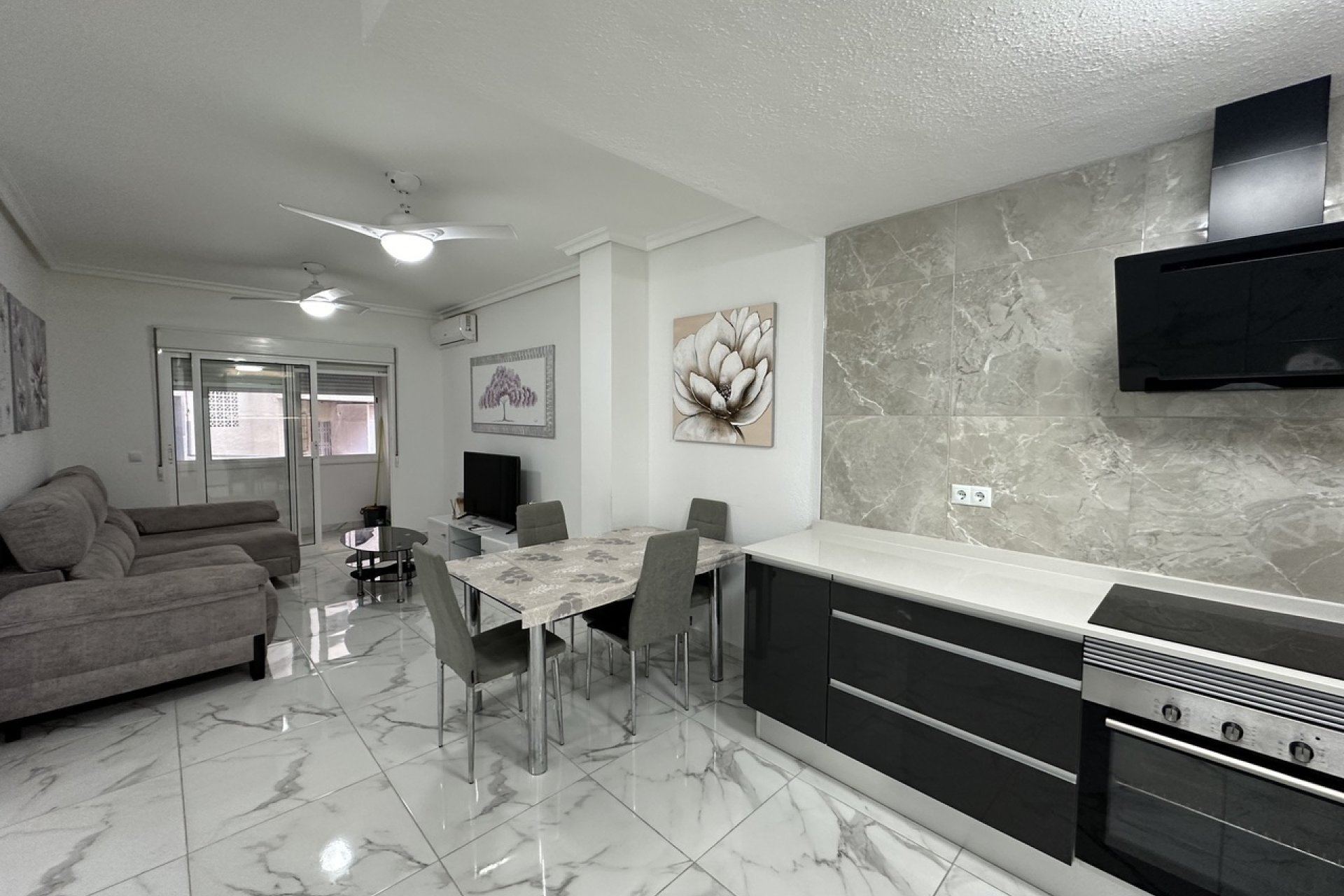 Revente - Apartment -
Torrevieja - Costa Blanca