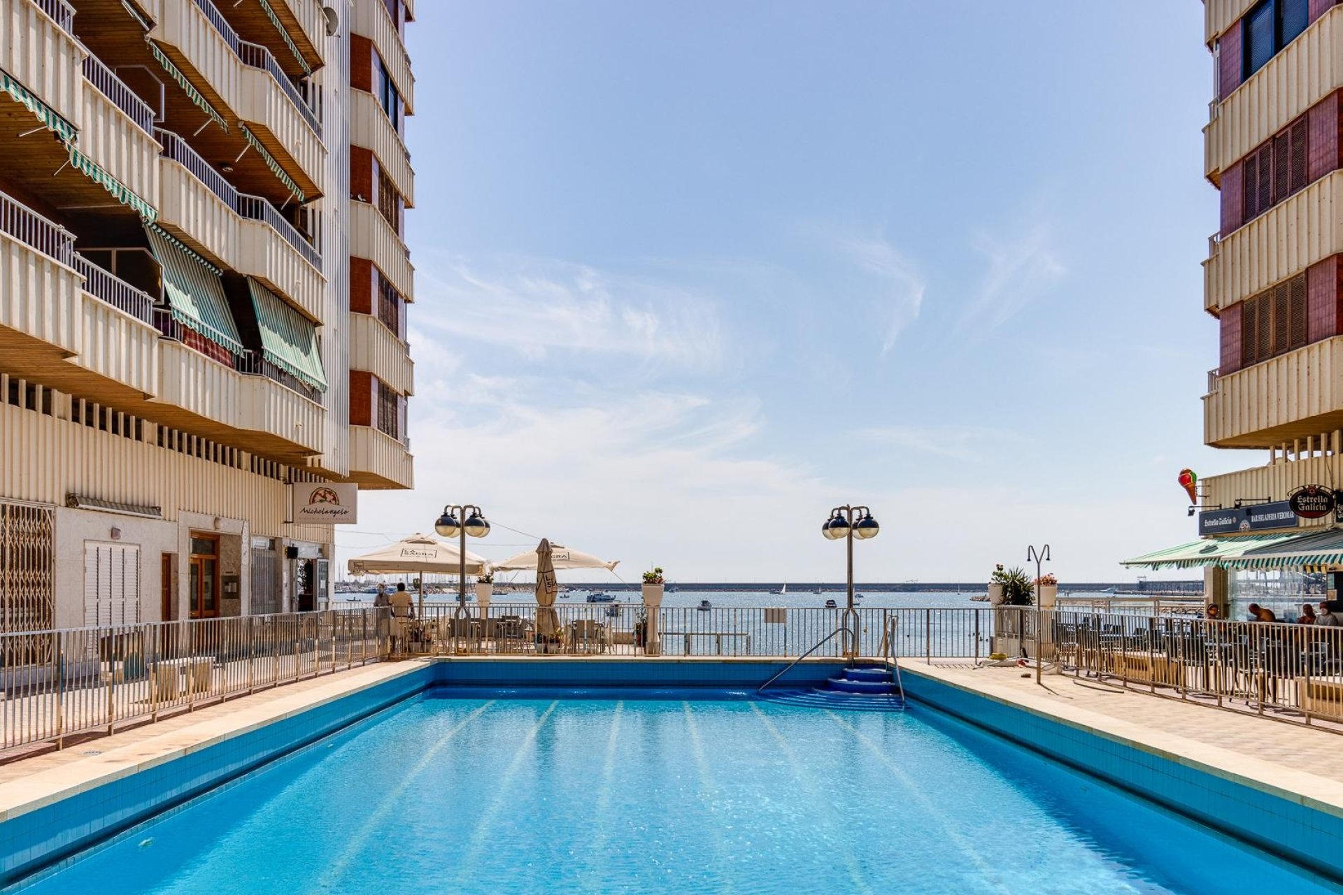 Revente - Apartment -
Torrevieja - Costa Blanca