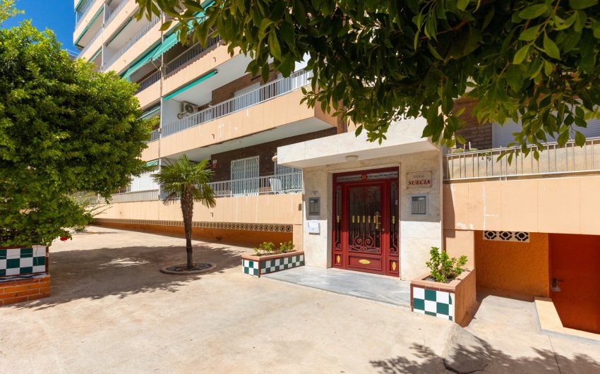 Revente - Apartment -
Torrevieja - Costa Blanca
