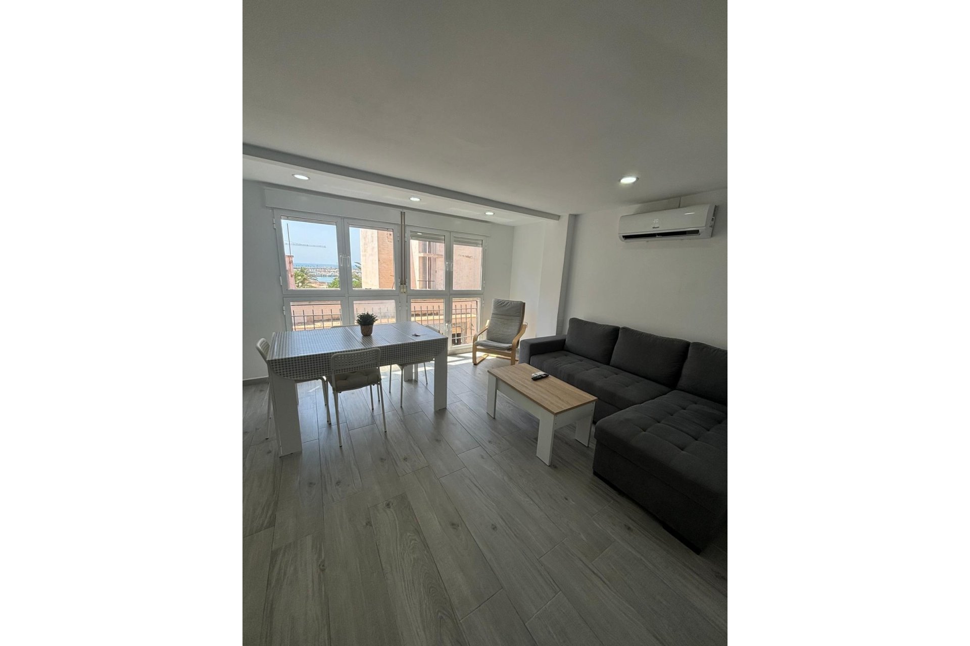 Revente - Apartment -
Torrevieja - Costa Blanca