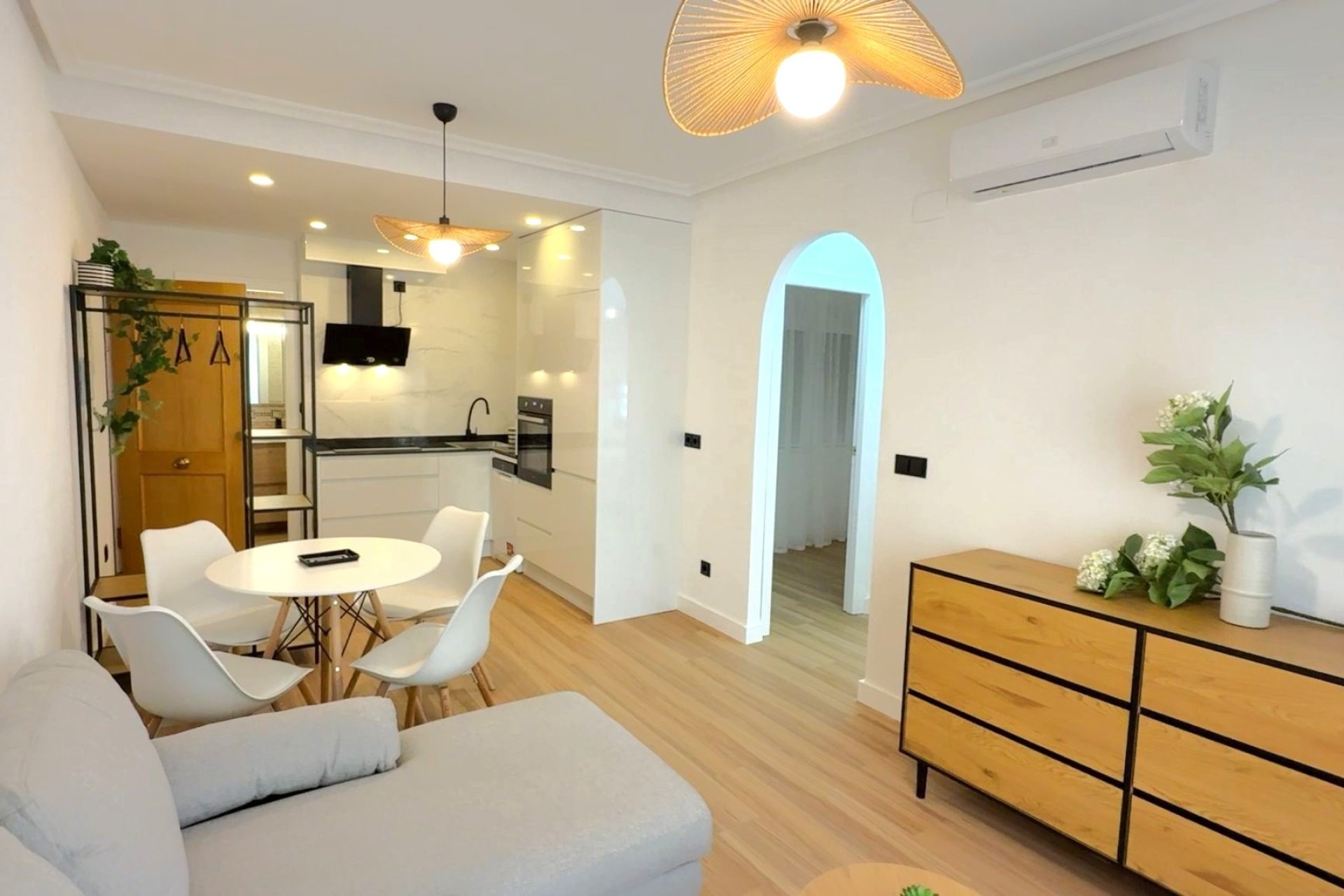 Revente - Apartment -
Torrevieja - Costa Blanca