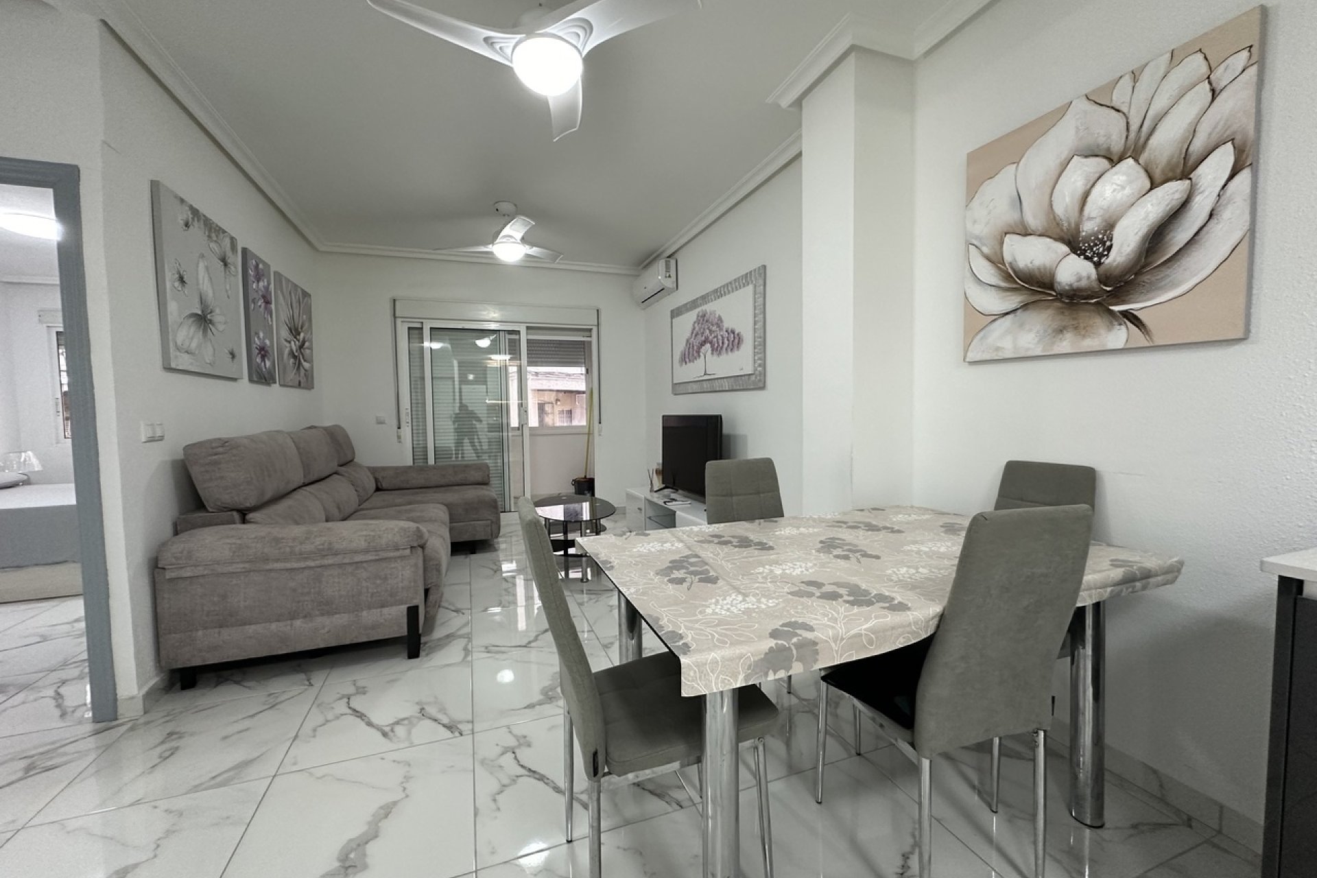 Revente - Apartment -
Torrevieja - Costa Blanca