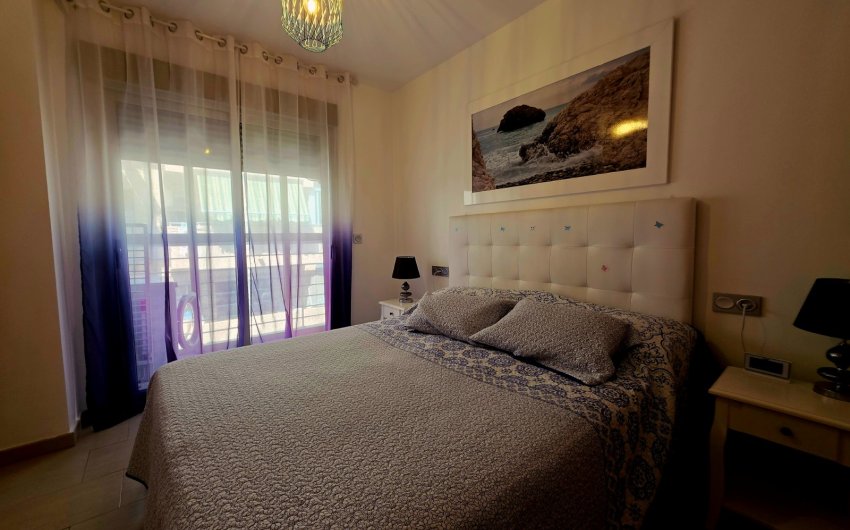 Revente - Apartment -
Torrevieja - Curva del Palangre