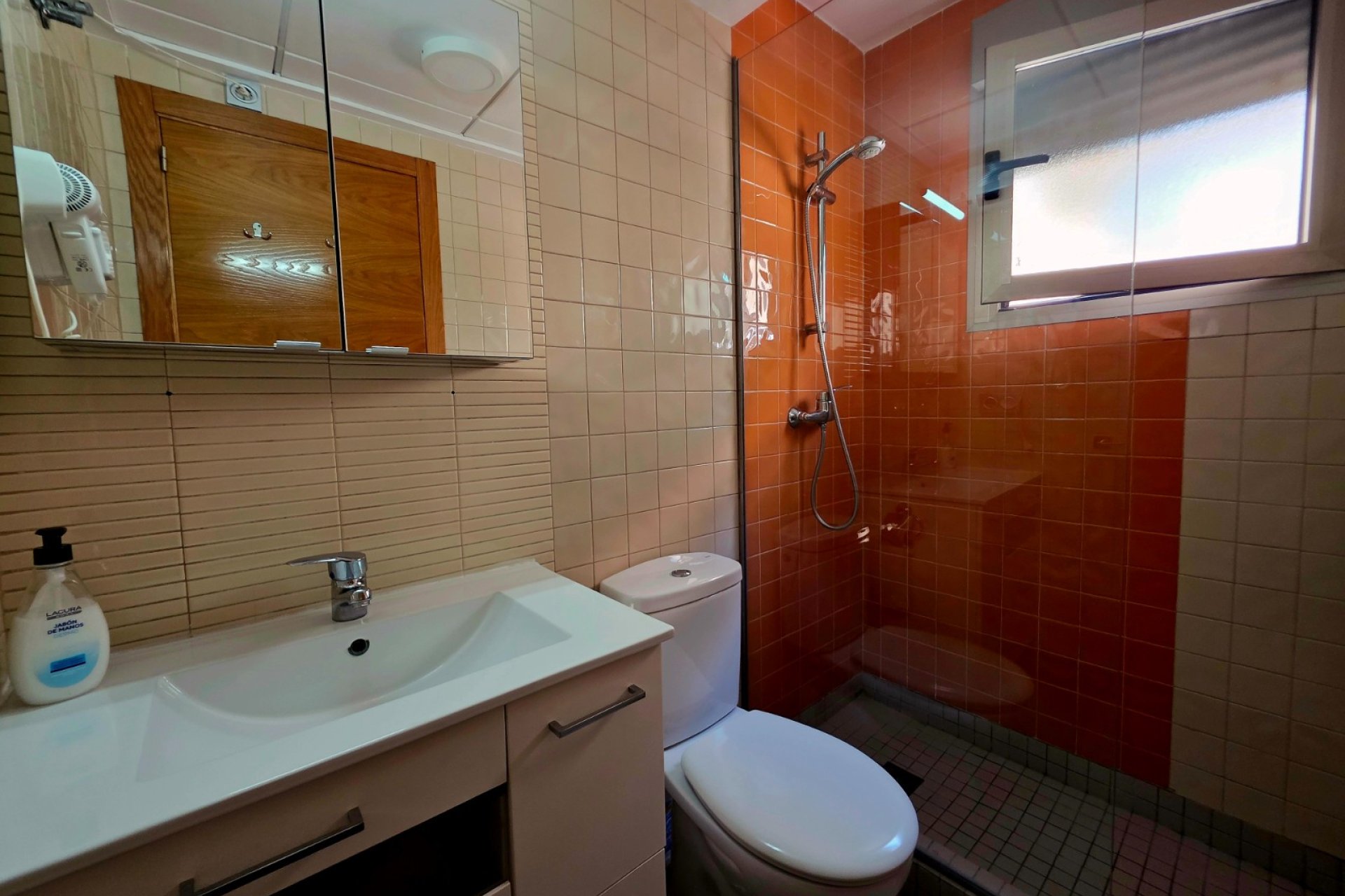 Revente - Apartment -
Torrevieja - Curva del Palangre