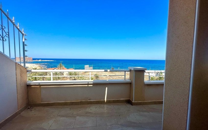 Revente - Apartment -
Torrevieja - Curva del Palangre