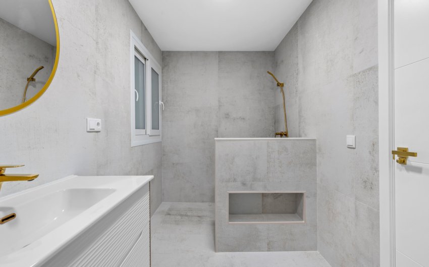 Revente - Apartment -
Torrevieja - El Acequión - Los Náufragos