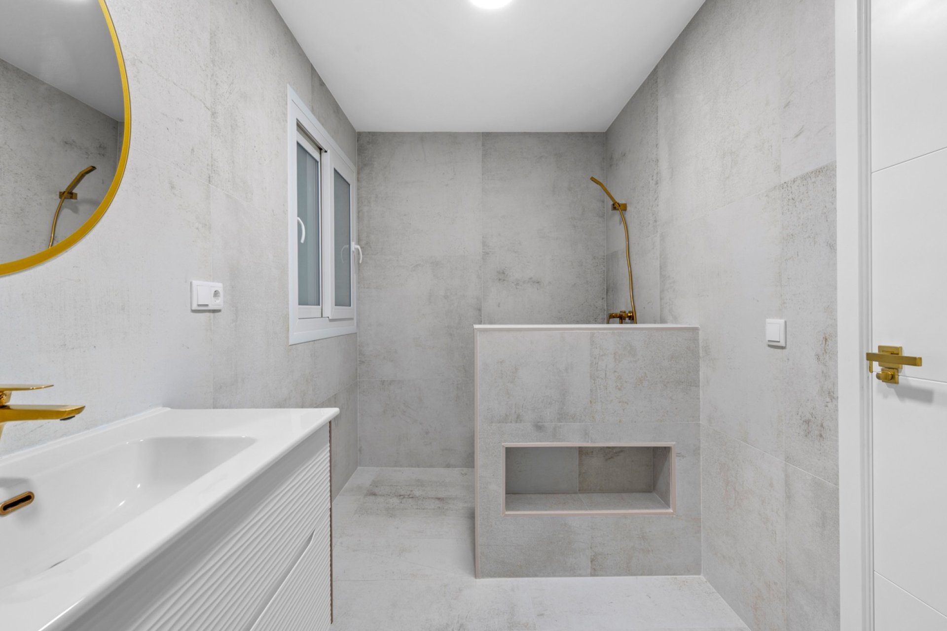 Revente - Apartment -
Torrevieja - El Acequión - Los Náufragos