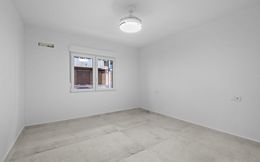 Revente - Apartment -
Torrevieja - El Acequión - Los Náufragos