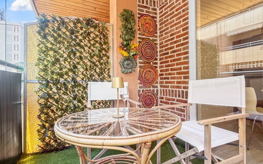 Revente - Apartment -
Torrevieja - El Acequión - Los Náufragos