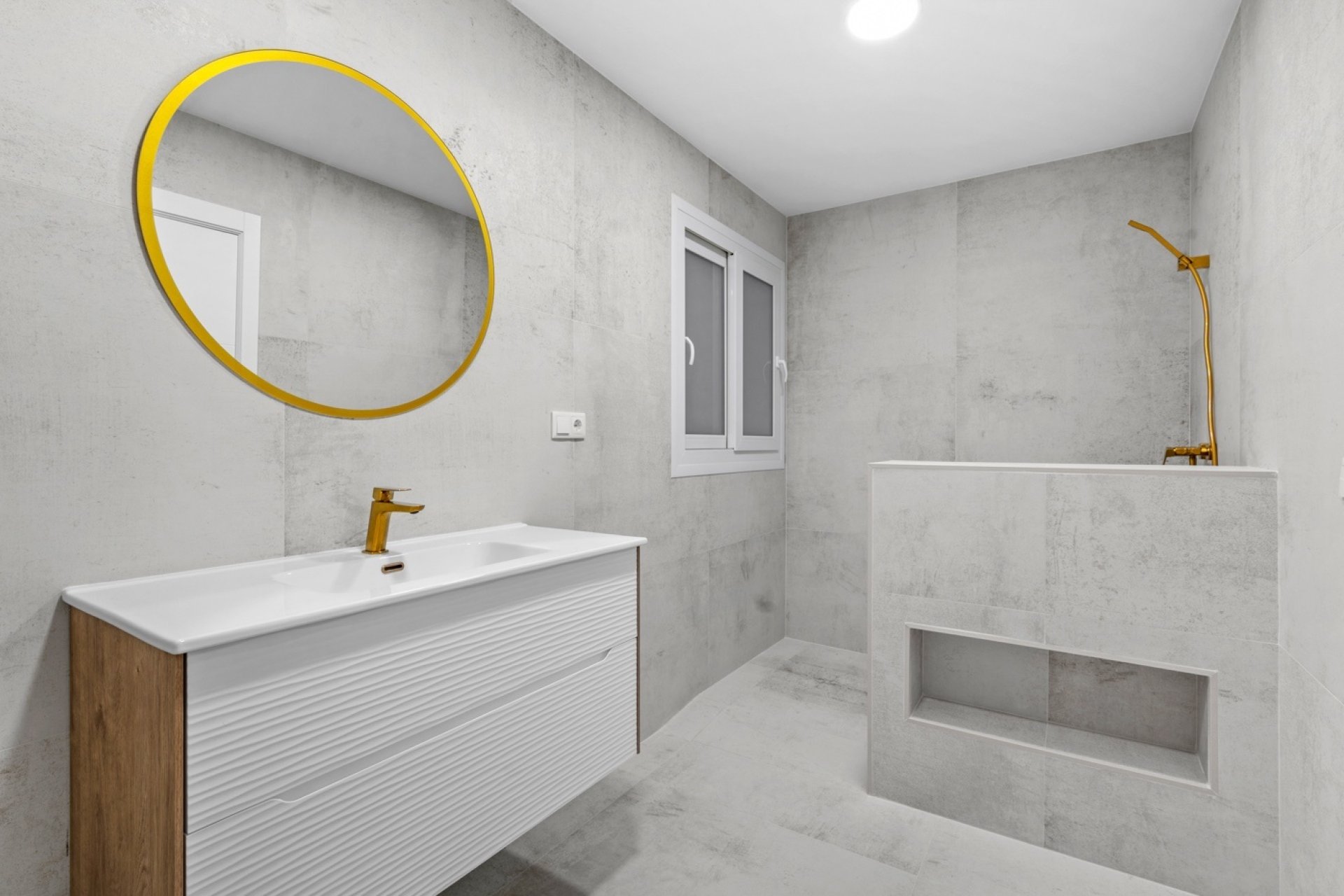 Revente - Apartment -
Torrevieja - El Acequión - Los Náufragos