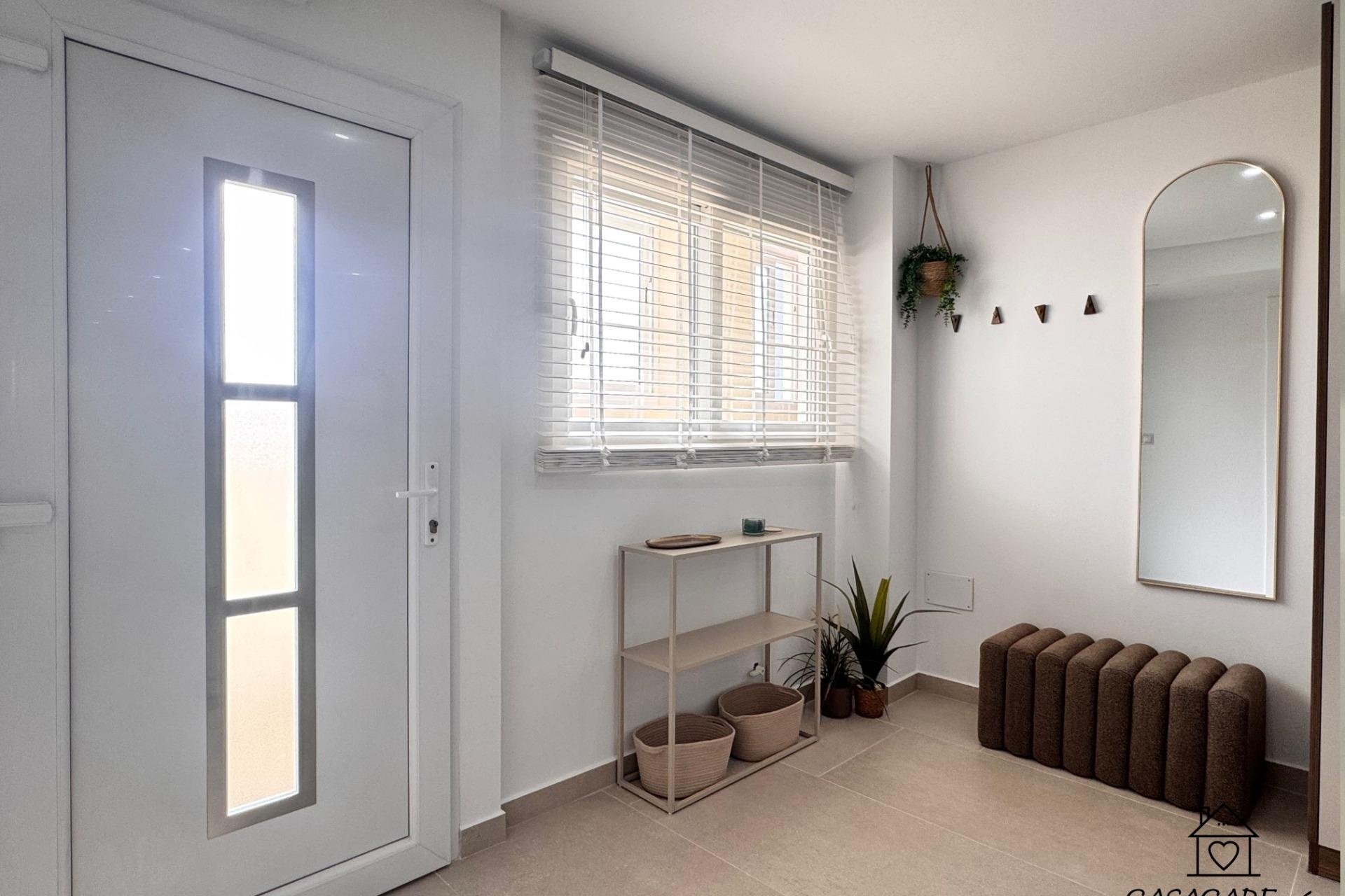 Revente - Apartment -
Torrevieja - El Acequión - Los Náufragos