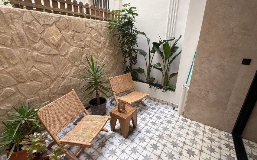 Revente - Apartment -
Torrevieja - Estacion De Autobuses