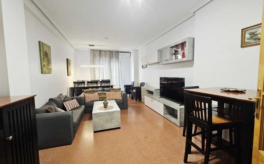 Revente - Apartment -
Torrevieja - Estacion De Autobuses
