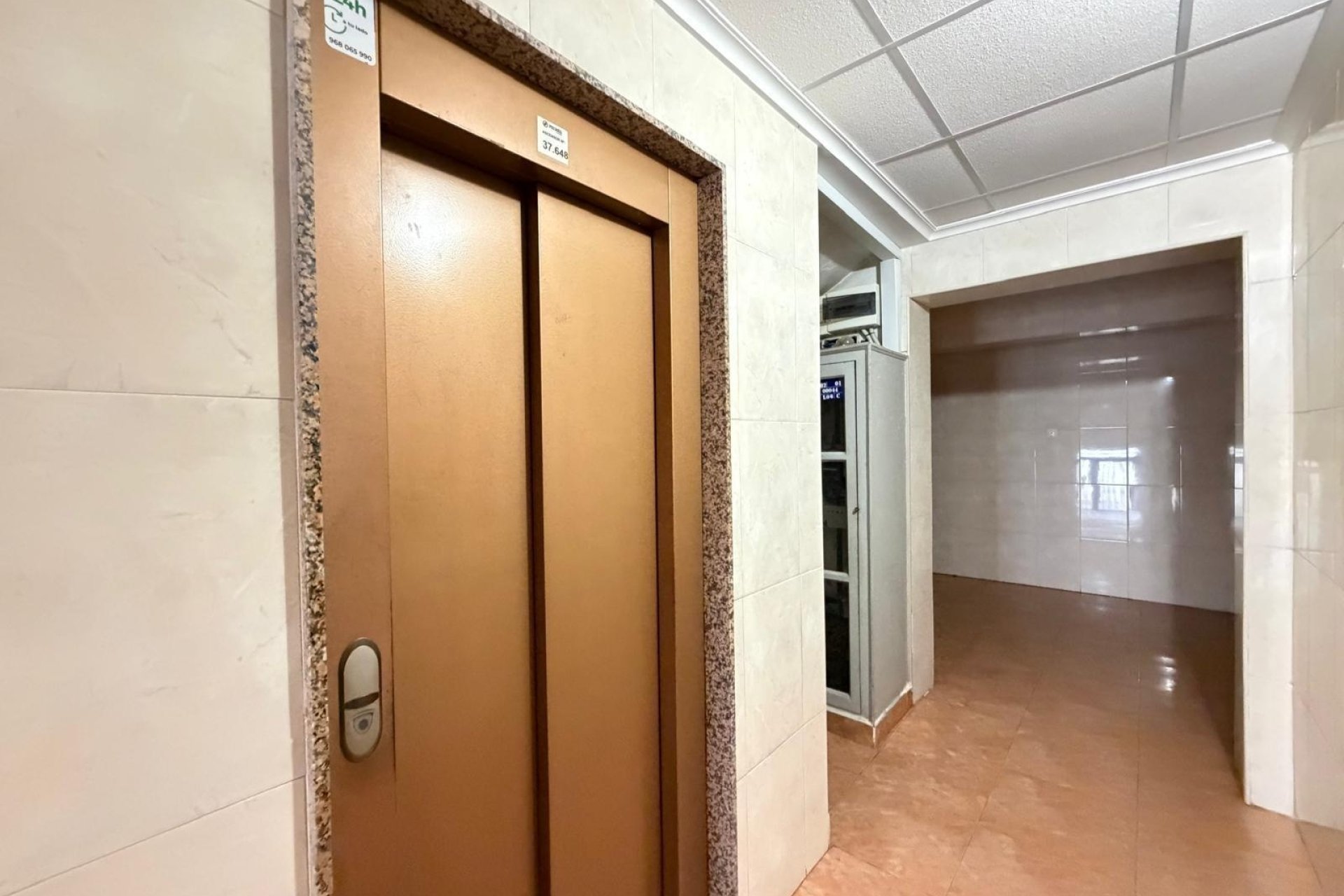 Revente - Apartment -
Torrevieja - Estacion De Autobuses