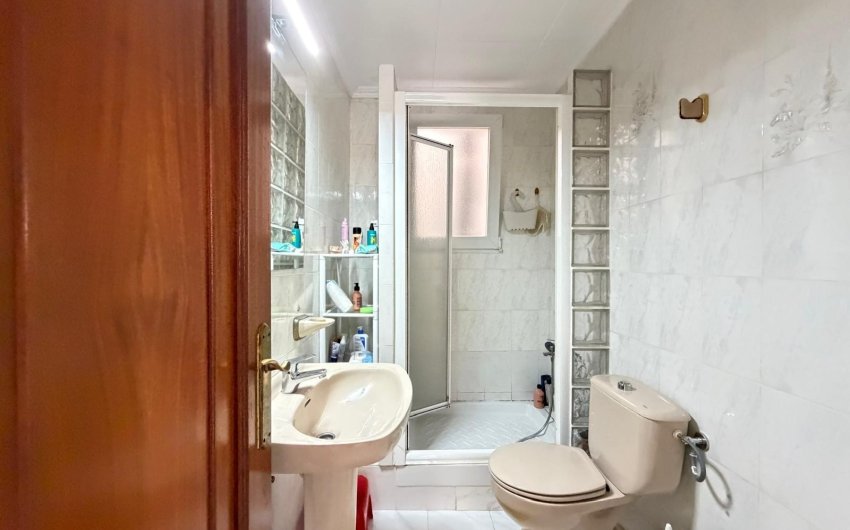 Revente - Apartment -
Torrevieja - Estacion De Autobuses