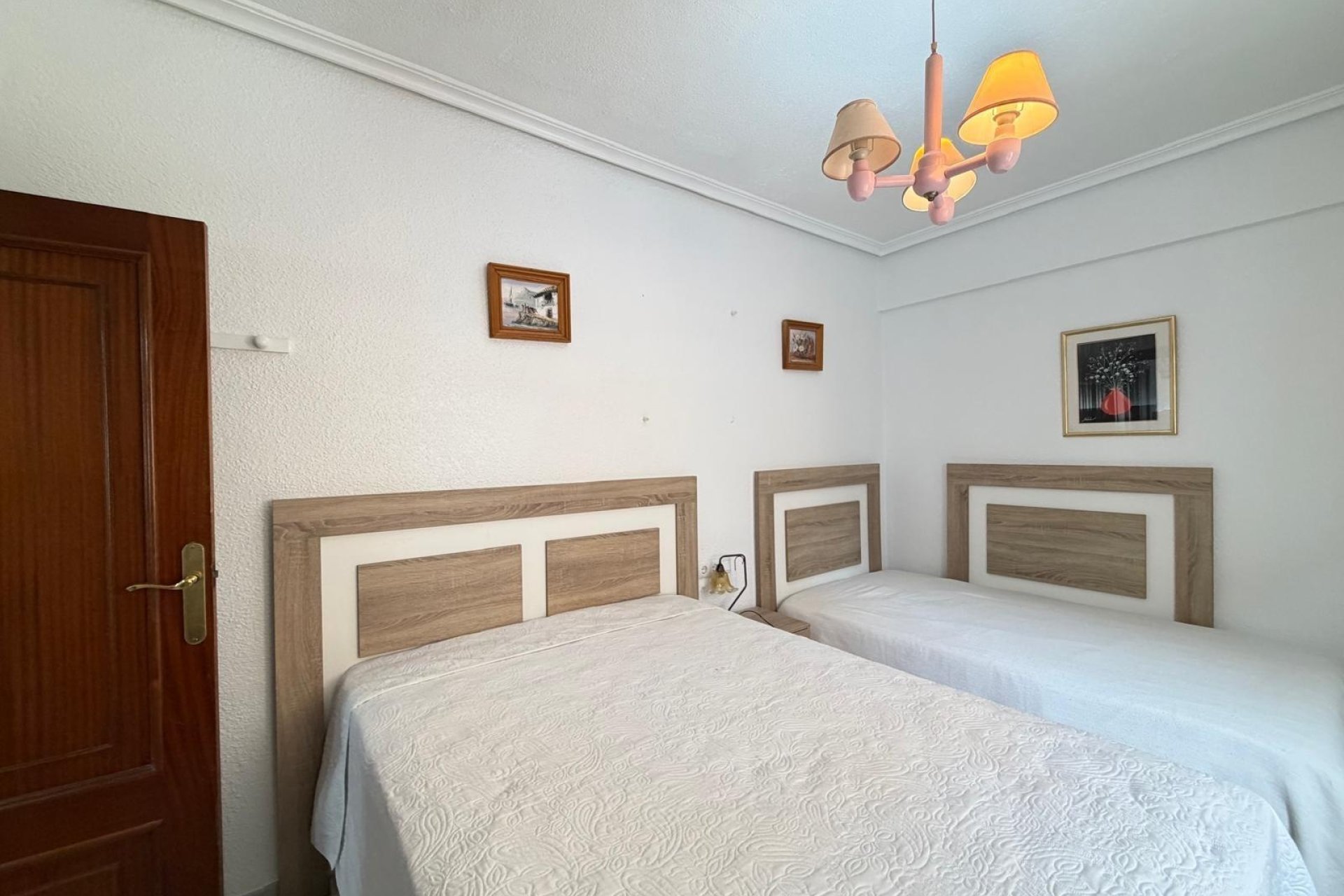 Revente - Apartment -
Torrevieja - Estacion De Autobuses