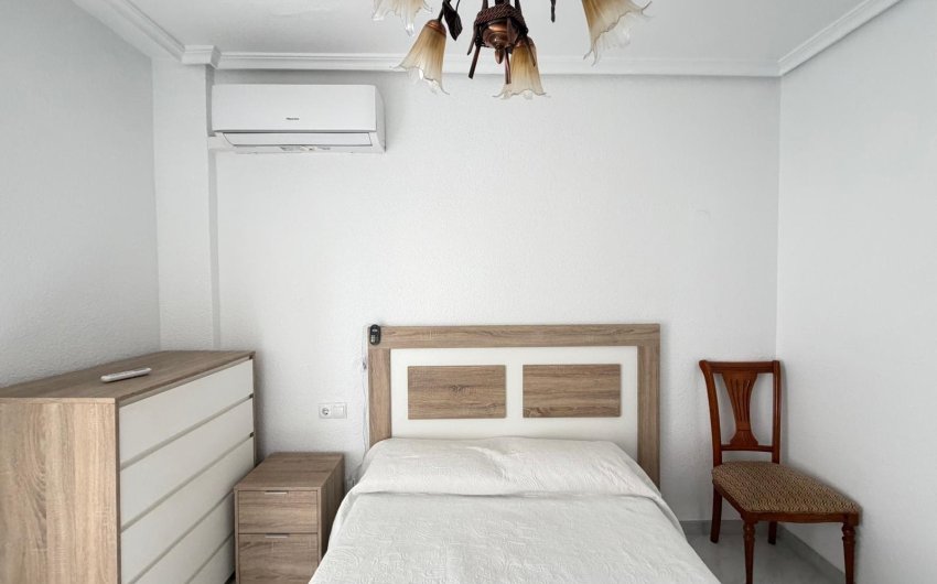 Revente - Apartment -
Torrevieja - Estacion De Autobuses