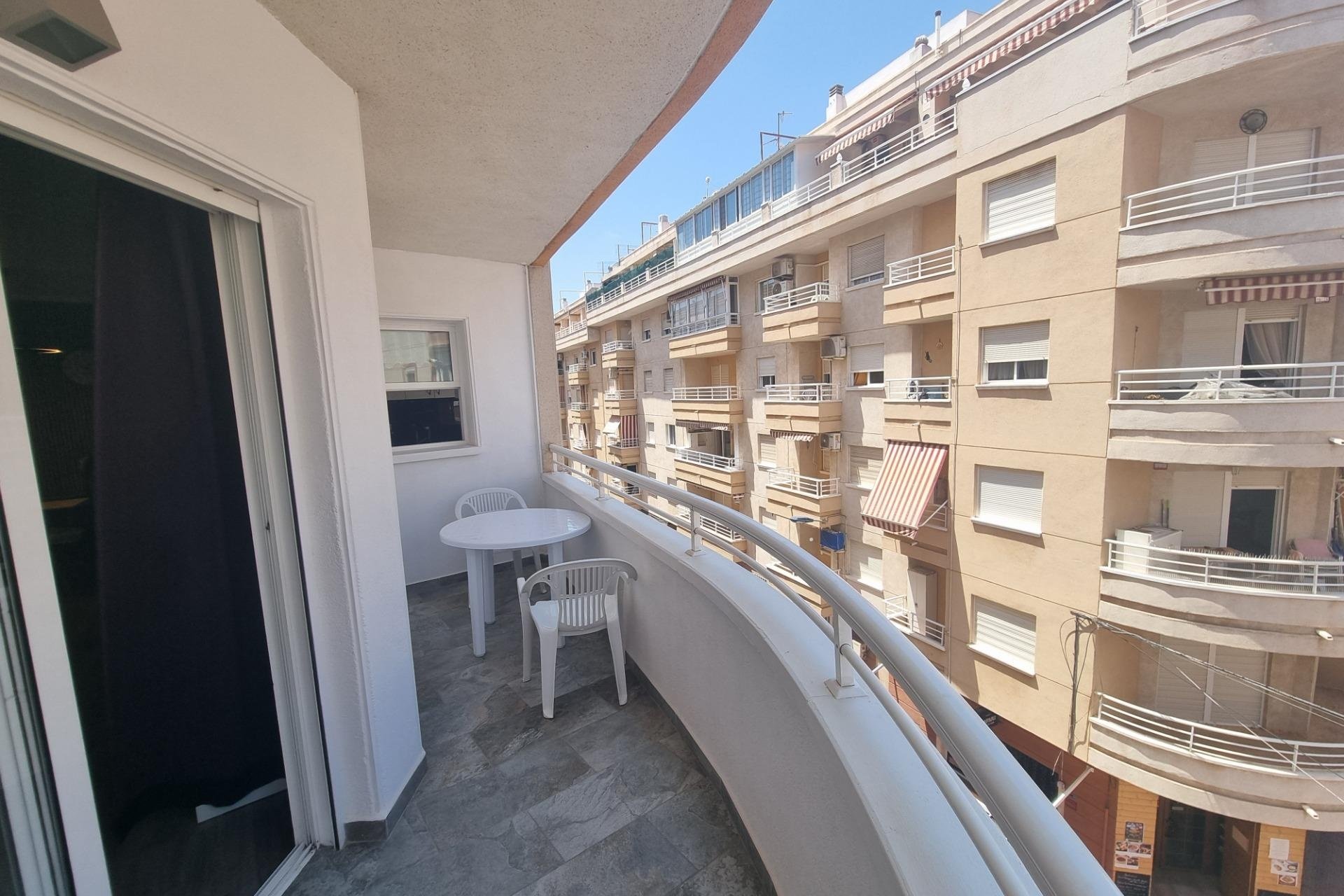 Revente - Apartment -
Torrevieja - Estacion De Autobuses