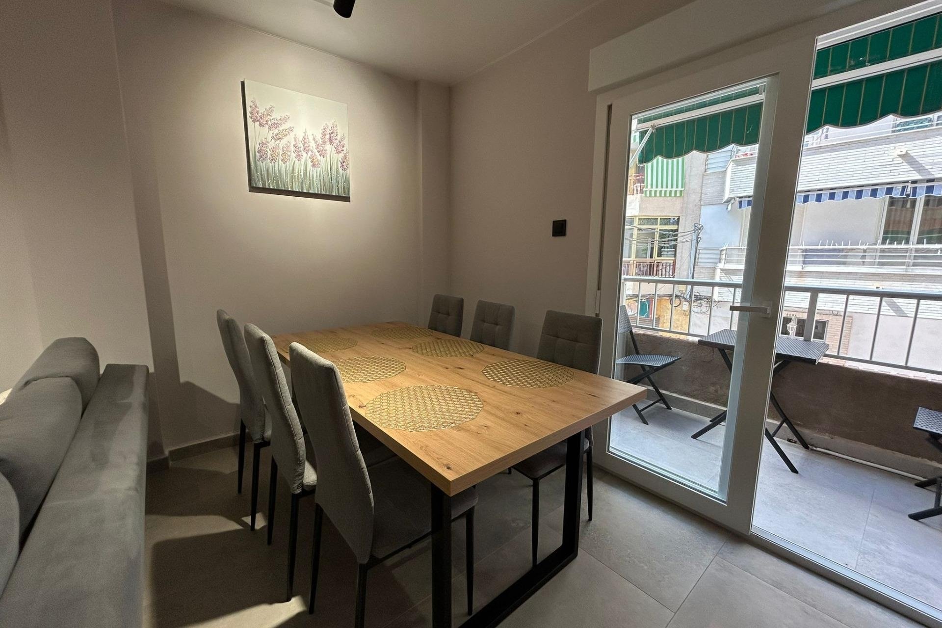 Revente - Apartment -
Torrevieja - Estacion De Autobuses