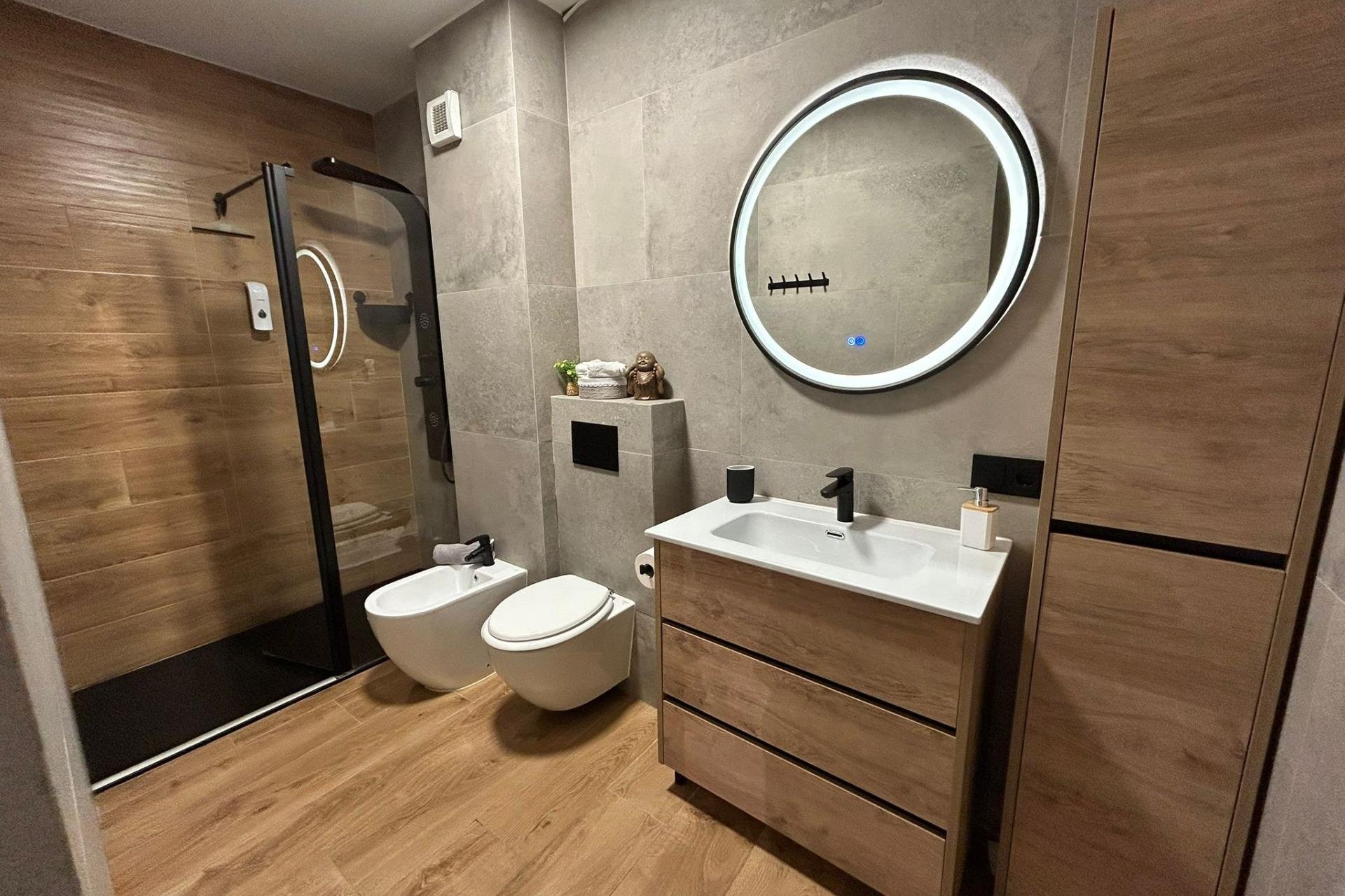 Revente - Apartment -
Torrevieja - Estacion De Autobuses