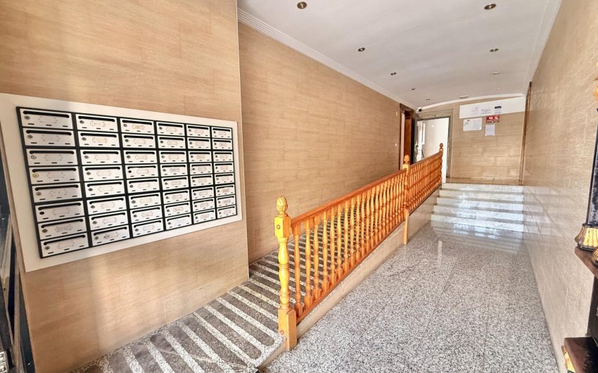 Revente - Apartment -
Torrevieja - Estacion De Autobuses