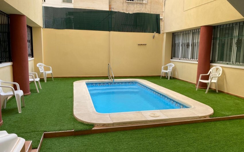 Revente - Apartment -
Torrevieja - Estacion De Autobuses
