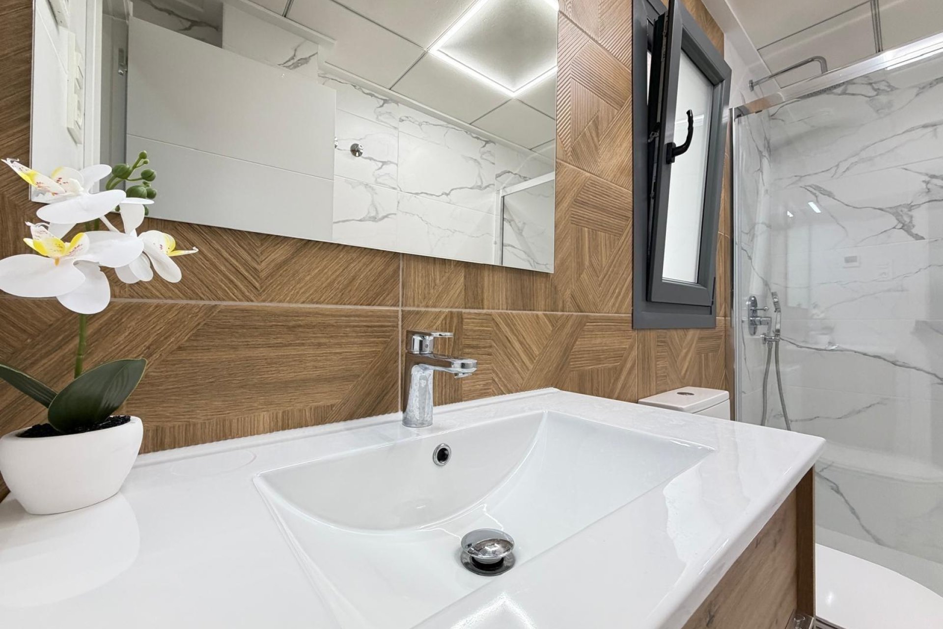 Revente - Apartment -
Torrevieja - Estacion De Autobuses