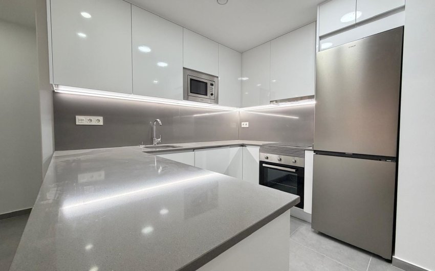 Revente - Apartment -
Torrevieja - Estacion De Autobuses